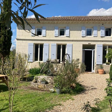 Apartmán Les Ganivelles Saint-Dizant-du-Gua Exteriér fotografie